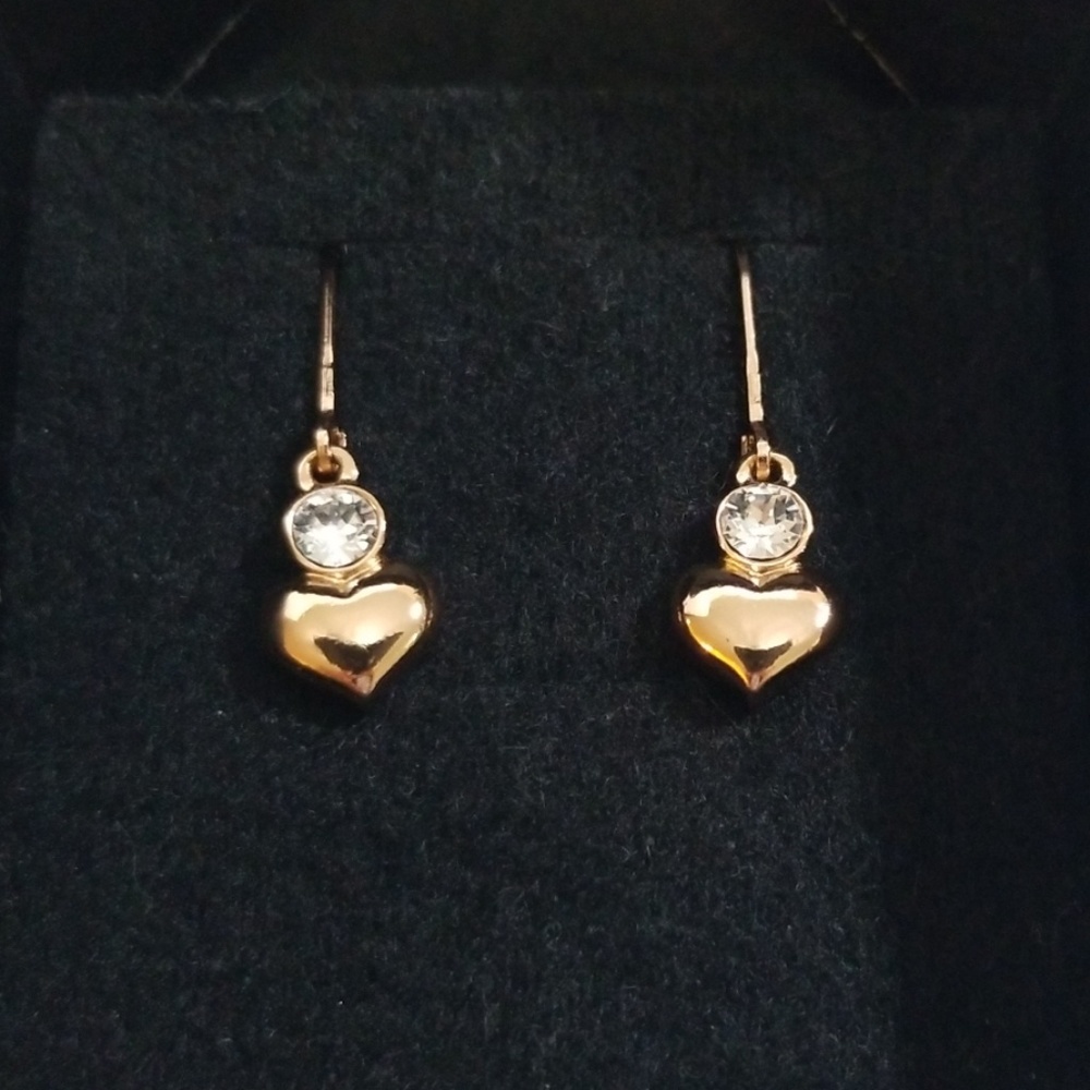 Earring - Picture 3 of 5